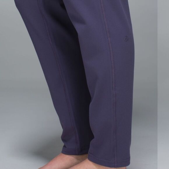 Lululemon Yogini Trouser Pant nightfall size 2 pockets - Picture 4 of 12